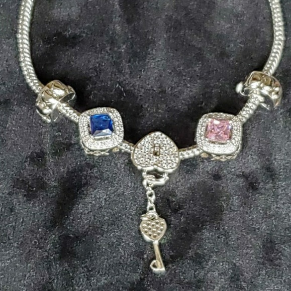 Jewelry - Brand New Charm Bracelet